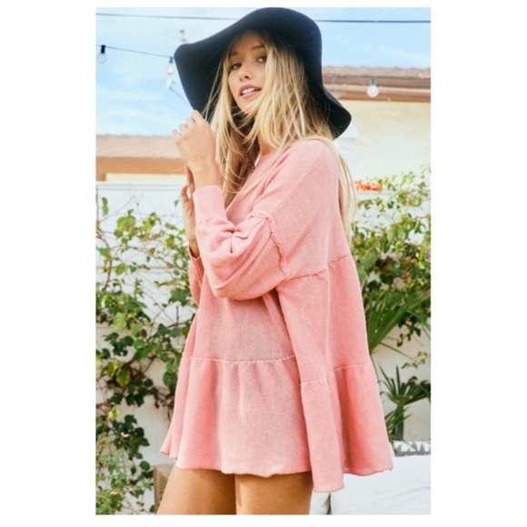 Tiered Tunic Top  Coral  Lightweight Sweater  Over Fit Comfy  Women's Small  NEW - Picture 3 of 8